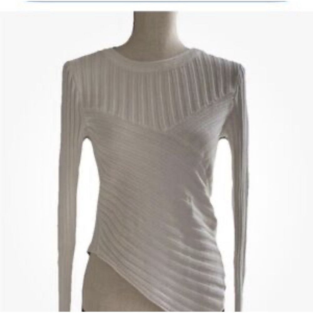 Allie Rose Asymmetrical Long Sleeve Fitted Sweater‎ Size Medium